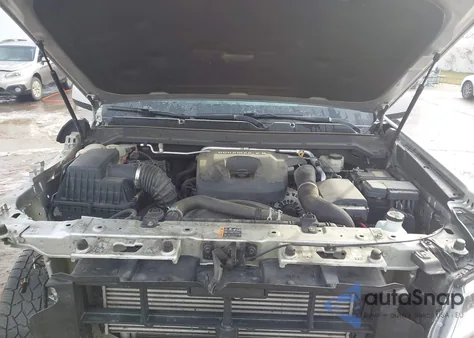 2018 Chevrolet Colorado Z71 from USA, damaged, VIN 1GCPTDE18J1106433